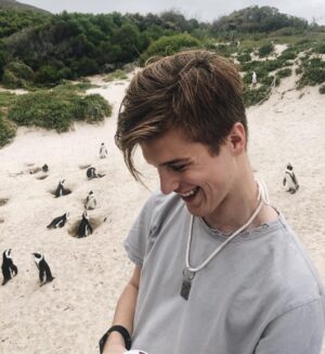 Alex Lange Instagram - look at all those chickens! 🇿🇦