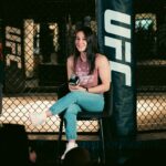Alexa Grasso Instagram - El riesgo siempre es mejor que arrepentirse 🇲🇽❤️‍🔥 #ufc #ufcpi #mexico 📸 @beyoncce34