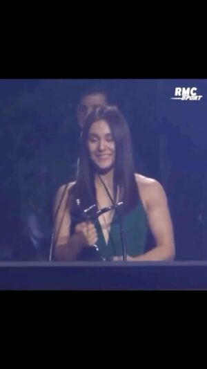 Alexa Grasso Instagram - Este año fui nominada por primera vez en los @worldmmaawards y gane 3 premios 🤩
🏆 Submission of the year
🏆 Upset of the year 
🏆 Female fighter of the year 
No saben lo feliz que me siento, han sido AÑOS de intenso entrenamiento. 
Trabajando duro TODO ES POSIBLE! 
Tengo un equipo maravilloso y me siento muy afortunada de los coaches que tengo, gracias @franciscograssolobo @diegolopesmma @alessandrocostabjj @don.atletix @alethiaop por ayudarme a ser mi mejor versión, les prometo que cada día seguiré dando lo mejor!
Gracias a todos ustedes que votaron por mi y que me ponen en sus oraciones, créanme que su amor y buena energía llegan hasta mi y me dan mucha fuerza 🫶🏻
Listísima para este 2024 😍❤️‍🔥🇲🇽