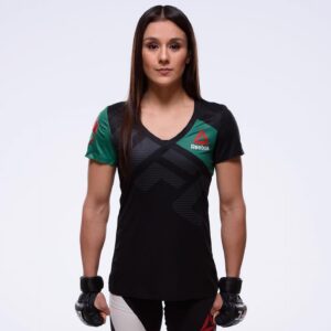 Alexa Grasso Instagram - Aww 😍 baby Grasso 
Photo shoot de 2016 mi debut en UFC … nostalgia mil jajaja 🥰
@teamgrasso 🐺🇲🇽