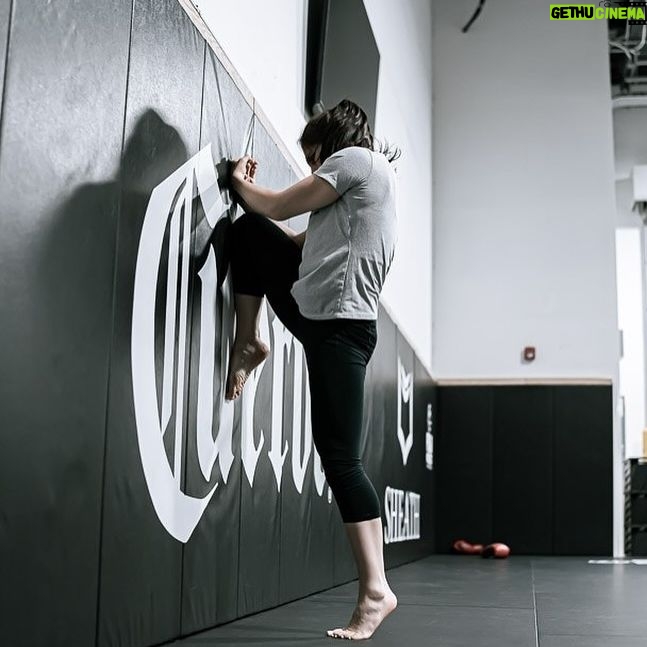 Alexa Grasso Instagram - REMEMBER THAT... HARD WORK IS A CHOICE. ATTITUDE IS A CHOICE. DISCIPLINE IS A CHOICE. DOING EXTRA IS A CHOICE. EXCELENCE IS A CHOICE. -AM 📸 @sianya___film 🤍