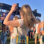 Alexa Losey Instagram – love you @levis 🎡🌵👖