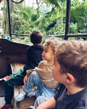 Alexa PenaVega Instagram - What a magical day!  A belated bday celebration for our Oceanito. Feliz cumpleaños Ocean!!! A big gracias to  @disneyparks @waltdisneyworld AND our amazing guide Dana for making it as magical as we dreamed it would be! #WaltDisneyWorld #DisneyHolidays @disneyworld.latino  #DisneyFamilia #spanglish Ps. Kingston is still crushing hard on all the princesses. He’s determined to marry Rapunzel FOR REAL. 🤣