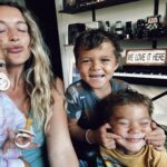 Alexa PenaVega Instagram – These are the pictures daddy gets from us 🤣♥️💃🏼