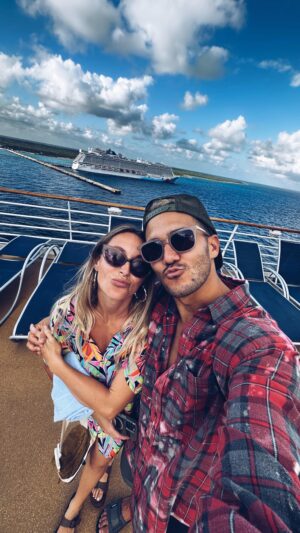 Alexa PenaVega Instagram - Found this gem in the vault! #poweroflove