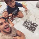 Alexa PenaVega Instagram - This week we managed to complete puzzles 5,6,7,8, & 10 / 52 !!! Had to make up for the last few weeks! #puzzle #family