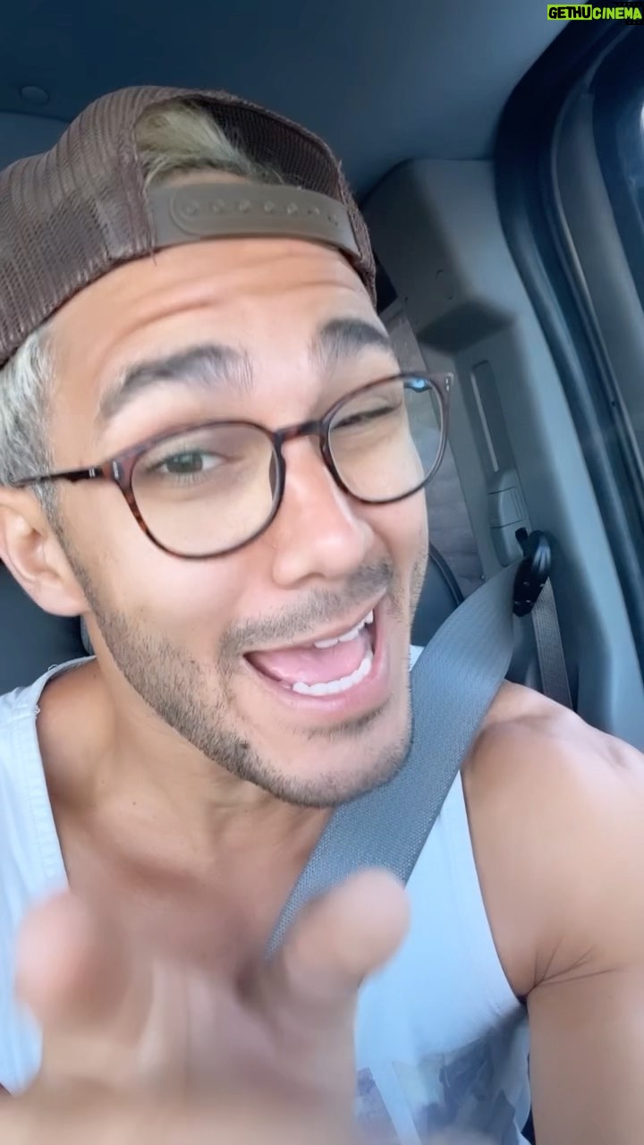 Alexa PenaVega Instagram - Whether it’s your best or your worst day, some Tuesday or your birthday, everydays a good day :) #imsoblessed
