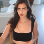 Alexandra Botez Instagram - When in doubt, wear black