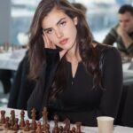 Alexandra Botez Instagram - Sorry for the chess spam