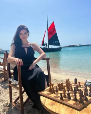 Alexandra Botez Instagram - Just played classical chess for 10 days straight from a beautiful island in Spain and couldn’t be more grateful to the organizers of @sunwaychessopen for being so thoughtful and running a great event!