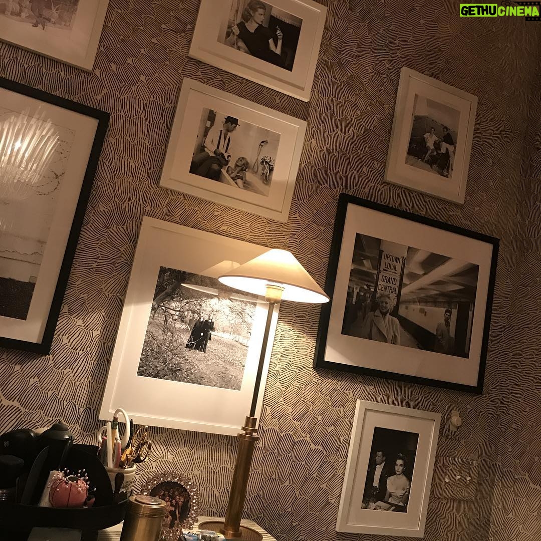 Alexandra Breckenridge Instagram - View in my office while I study for a part. 🖤