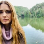 Alexandra Breckenridge Instagram – 💚