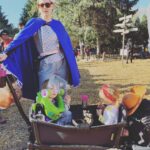 Alexandra Breckenridge Instagram – @veergear #toystory #halloween 
The only people that dressed up for this fair 😂