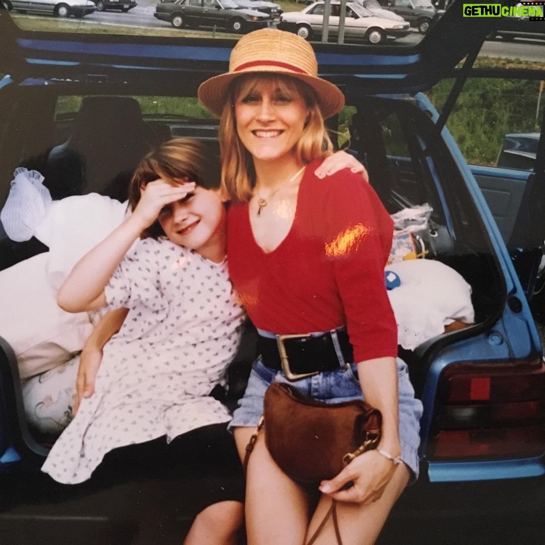 Alexandra Breckenridge Instagram - Found this gem! My mother and I sitting in the back of our car sometime in the early 90's She was so cute 🌹
