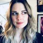 Alexandra Breckenridge Instagram - Mama needed a new Doo! First she cut Then colored Then colored some more Then styled 🌈 My gurl @kennedy_vandyke