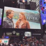 Alexandra Breckenridge Instagram - 💗 thank you @netflix #timessquare