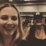 Alexandra Breckenridge Instagram - Come get a #selfiewithsopie #teamsophie #thisisus #ffnashville