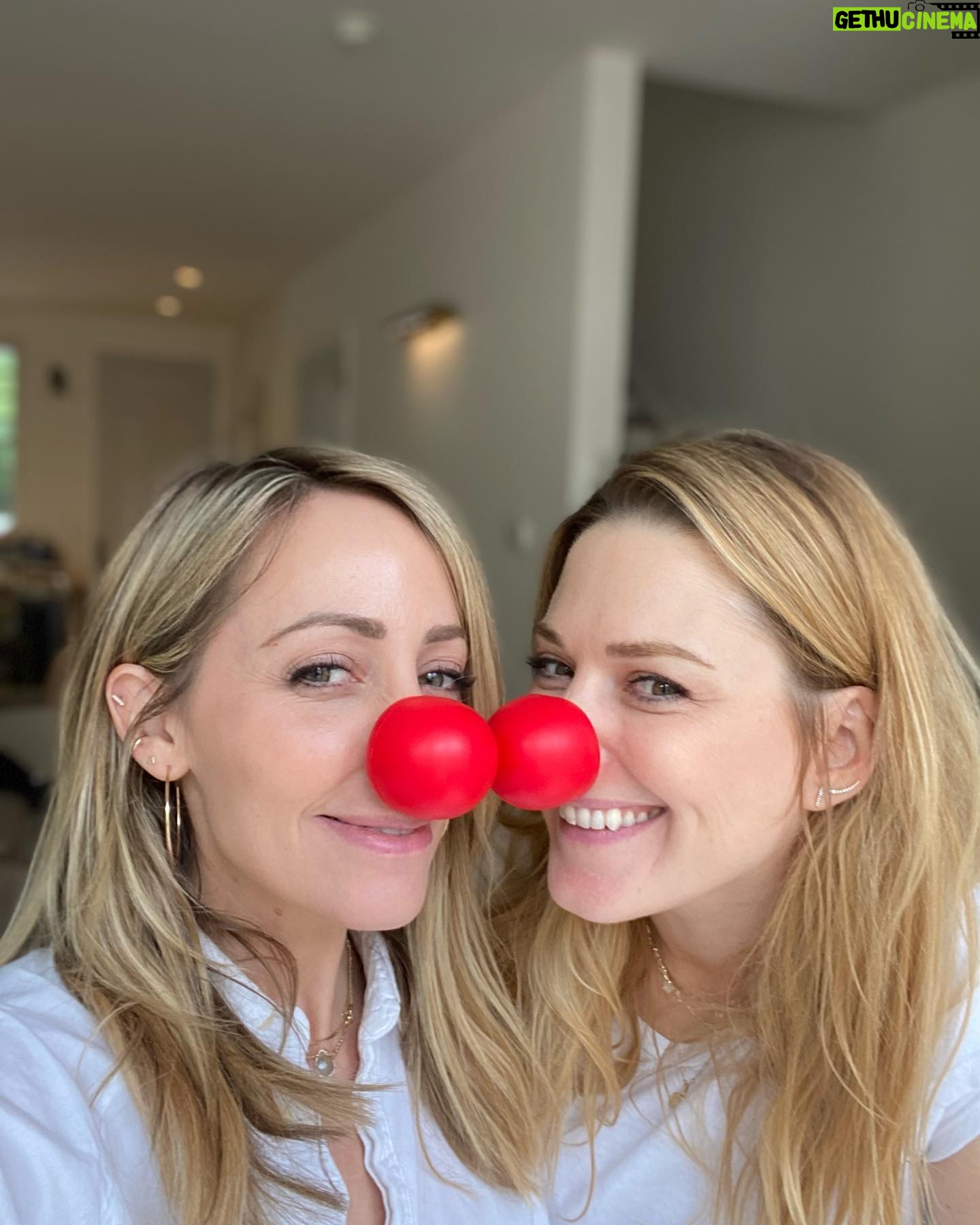 Alexandra Breckenridge Instagram - We’re celebrating #RedNoseDay with our friends at @ComicReliefUS. Donate today at rednoseday.org to support programs that help break the cycle of poverty and ensure children are healthy, safe, educated, and empowered. #rednoseday #comicreliefus #noseson