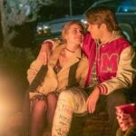 Alexandra Breckenridge Instagram - Tonight on #thisisus Fall in love with Kevin and Sophie’s 30 year love story 💜 9pm on @nbcthisisus