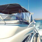 Alexey A. Petrukhin Instagram – МОРСКАЯ БОЛЕЗНЬ БЫВАЕТ РАЗНАЯ, одних тянет в море, других не затащить… А я скажу словами Эйнштейна, что  морскую болезнь вызывают у меня некоторые люди, а не море. Но, боюсь, #наука еще не нашла #лекарства от этого недуга… 🤷‍♂️ От себя добавлю, что #море лечит и даёт решения, теперь всегда стараюсь пройти на полном ходу мимо таких людей 😉 пусть их от моих волн укачивает! ✊ 
.
#яхта #морскаяболезнь #наполномходу #azimut #sea #Чёрноеморе #вдольберега #Форос #Балаклава #мысливслух #мысли #вопросответ #АлексейПетрухин #21 Балаклавская Бухта