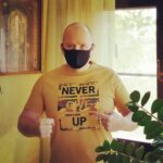 Alexey A. Petrukhin Instagram - #NeverGiveUp ✊ Писать что-то ещё про #covid19 не имеет смысла, уже написано столько всего, что не разобрать, где #правда, а где #фейк... Моя Мама с утра сделала пост у себя на аккаунте @babtoma и добавить к этому пока нечего 🙏 . А от себя скажу, что пара-тройка недель карантина, изоляции, на фоне всей жизни и всех планов, это просто микро остановка, которая спасёт жизни многим, но неожиданно людям оказалось важнее другое, важнее оказалась какая-то компенсация за какие-то убытки... 🤦‍♂️ Дай Бог чтобы не наступил тот самый большой #убыток, который Вы никогда не компенсируете ничем 🙏 Поэтому, проведите #карантин с пользой, и если не можете для других, то хотя бы для себя! А многим из нас придётся снова стартовать с нуля и в этом есть свои плюсы, их и ищем 🤞 . Думаем, читаем, смотрим, мечтаем, планируем и молимся! Берегите друг друга и главное никогда не сдаваться! ✊ . #сидимдома #едимдома #вкругусемьи #польза #карантинспользой #covid20 #covid #главноенесдаваться #вирус #пандемия #оставайтесьдома Проводи карантин с пользой