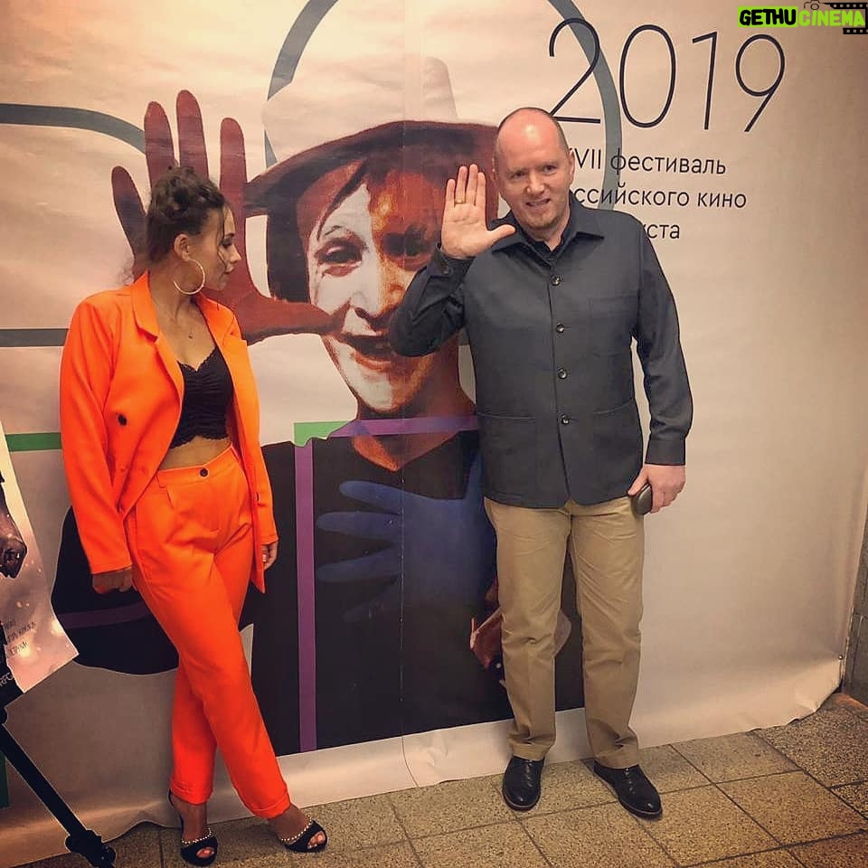 Alexey A. Petrukhin Instagram - Thanks #Vyborg ✊ Здесь, в Выборге, начинался путь фильма #Училка и посчитал своим долгом приехать в этот хорошеющий город, чтобы лично сказать зрителям Спасибо, показать на суд #ПоследнееИспытание #Училка2 и попросить Благословения 🤞 Отдельное спасибо Наташе Бичан за поддержку, и как оказалось, это её родной город 🤗 Спасибо за эту возможность старейшему, мудрейшему Кинофестивалю #ОкновЕвропу который я называю "Окно к Зрителю" 😉 #Выборг #ВыборгПалас #АлексейПетрухин Выборг Палас