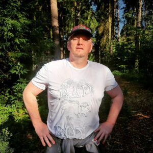 Alexey A. Petrukhin Instagram - СУРОВАЯ ПРАВДА ЖИЗНИ, которая как следует отрезвляет 👌 Иногда нужно стать тонущим кораблём, чтобы от вас сбежали все крысы...

Жестко, но как есть. Лишь в минуты слабости мы понимаем, кто есть кто. Кто действительно готов поддержать, а кто все эти годы только играл в дружбу или отношения. Притворялся и делал вид, что мы ему дороги и важны. Кто срулил от нас, как только у нас начались проблемы... 

P.S. Приём этот принадлежит языку Черчеля и точно звучит так: "Иногда нужно имитировать крушение корабля... чтобы с него сбежали крысы".

И кстати, в этот день, 24 июня 1812 года, Наполеон перешёл границу и напал на России... Ну а дальше Вы знаете сами!