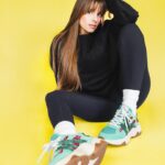 Alexia Mori Instagram - Dernier jour pour précommander « L’amazonite ». C’est jusqu’à ce soir 23H et après ce sera fini pour ce coloris. ➡️ https://alexiamorishop.com/products/basket 💫 Crédit photo : @caroline.lestienne