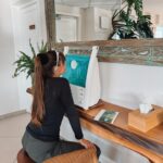 Alexia Mori Instagram - Des heures de randonnée dans une splendide nature 🍃 J’ai adoré même parfois j’aurai aimé que les sorties continuent plus !