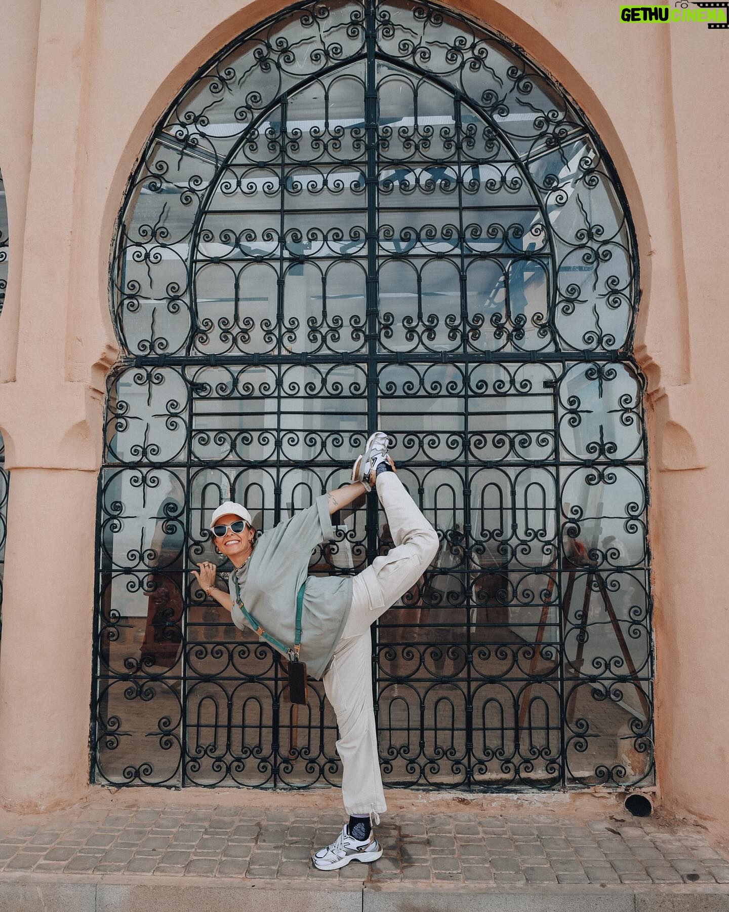 Alexia Mori Instagram - Nouvelle journée : 1 : Ain Assrdoun 2 : moment de partage 3 : rétention d’eau 😅 4 : Nono pâtissière 5 : petit déjeuner 🥰 6 : les polypes c’est pas cool 7 : c’est beau ! 8 : ca rend pas ce que je voulais 😂 9 : bientôt bilingue 10 : démarche influenceuse selon Camille