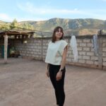 Alexia Mori Instagram - On finit la journée à Timoulilt Chez notre hôte Halima on est très bien accueillies tout le monde est vraiment très gentil. Et nous les filles on est tellement contente d’être ensemble on rigole tellement 😍
