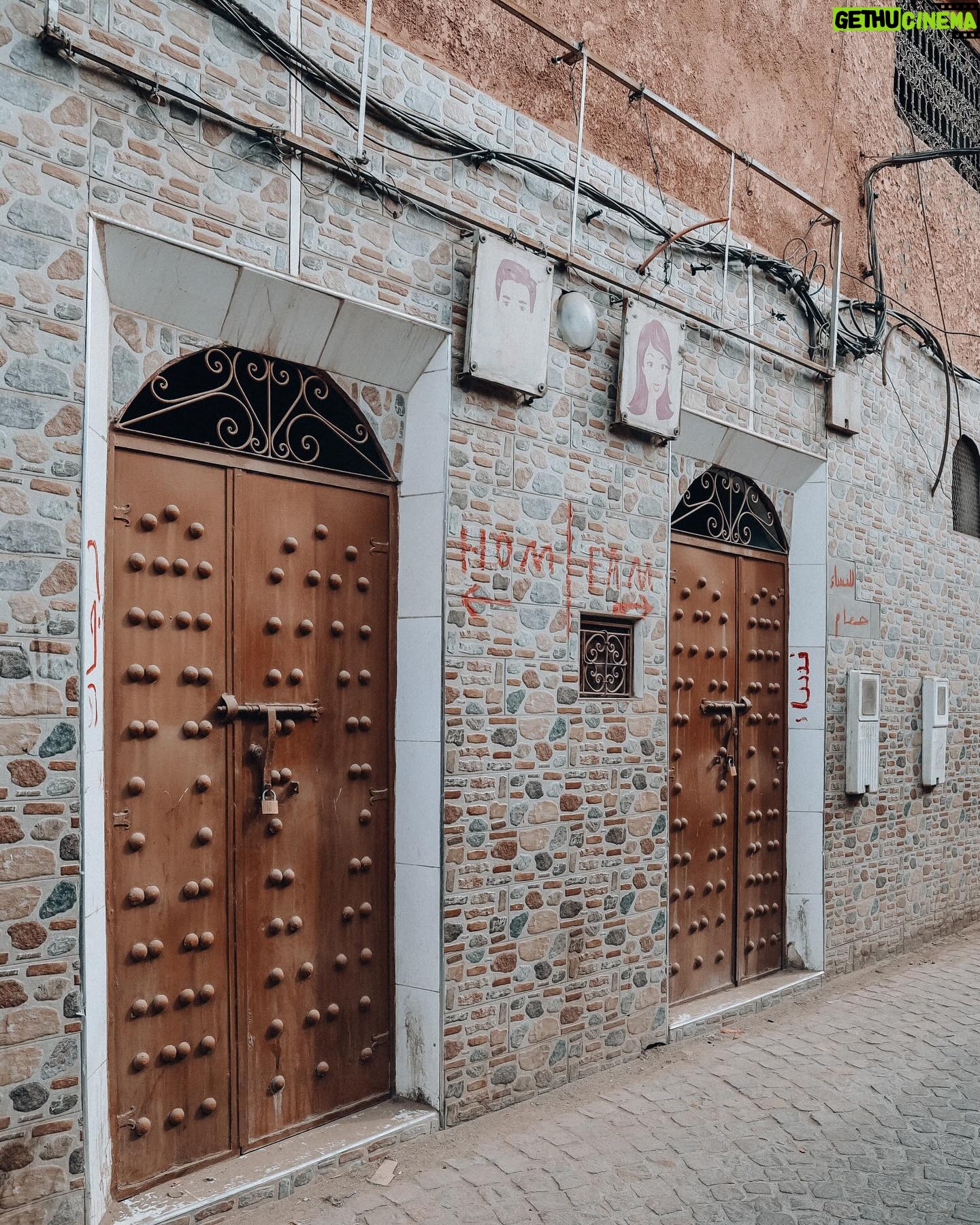 Alexia Mori Instagram - Partage de quelques clichés de ce matin. Vous avez déjà visité le Maroc d’ailleurs ? Collaboration commerciale avec @cheerzfr