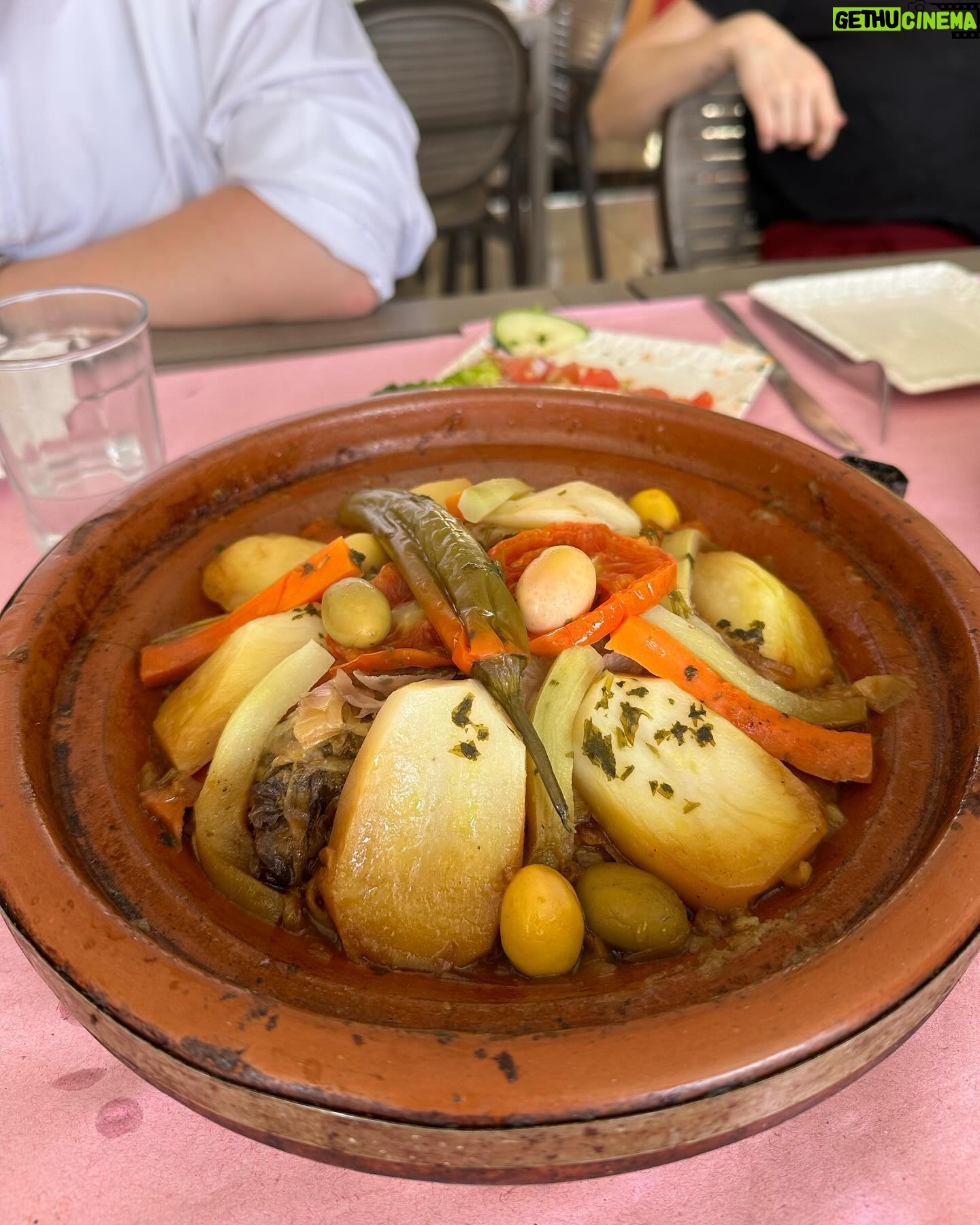 Alexia Mori Instagram - Partage de quelques clichés de ce matin. Vous avez déjà visité le Maroc d’ailleurs ? Collaboration commerciale avec @cheerzfr