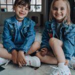 Alexia Mori Instagram - 🌟 CONCOURS 🌟Avec @mikecustomshoes et @icecream_and_candy on a décidé de vous gâter 🎁 1 veste enfant personnalisée , 1 paires de baskets enfant personnalisée , Pour participer c’est simple ! Attention bien suivre les règles ! 1 : être abonné à nos comptes @icecream_and_candy , @mikecustomshoes et @alexia_mori__ 2 : inviter deux copines en laissant un petit commentaire sous mon post Bonne chance à toutes 😊 Et celles qui veulent vous pouvez déjà passer commande chez @icecream_and_candy ou @mikecustomshoes . Les questions sur personnalisation, prix, délai etc c’est à elle qu’il faut demander en MP 😘 #concours #publicité