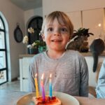 Alexia Mori Instagram - Aujourd’hui mon chouchou d’amour à 3 ans !! Tellement reconnaissante de l’avoir dans ma vie 🌈 Je t’aime mon amour plus que tout ❤️