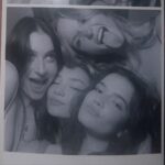 Alexis Jayde Burnett Instagram - 🍭🧘🏻‍♀️👯‍♀️⭐️🤍😌