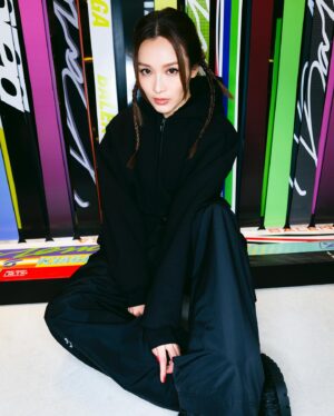 Ali Lee Instagram - Dear winter, feel free to stick around, the mountains were calling my name.🏂

#Balenciaga 
#BalenciagaSkiwear
#ALife
