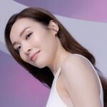 Ali Lee Instagram - #SUNPLAY嶄新幹細胞修護防曬☀️ 冇人避得開，時間同陽光嘅洗禮… 我就由防曬開始，逆轉時光😊💫 防曬專家SUNPLAY一直專注研究光老化對肌膚嘅傷害 以突破性 #幹細胞活膚科技🧬 推出全新 #SUNPLAY幹細胞防曬精華SPF 50 PA 獨有Solarex-5全光譜防曬技術，全波段阻截陽光傷害 同時注入蘋果幹細胞、蝦青素、美白肽等8大抗氧活膚成分 從肌底修復DNA細胞，對抗光老化 科研證實，有效擊退乾、紋、斑等歲月痕跡，煥發年輕！ • 20小時長效保濕* • 4周 細紋減淡 -22%* • 4周 皮膚彈性 7%* • 8周 色斑減淡 -36%* 從此，無懼光、更逆轉時光！ #SUNPLAY #無懼光更逆轉時光 @mentholatumhk *30名受試者使用產品經儀器評估的美白, 緊緻及抗皺結果(Eviskin, 2023)