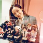Ali Lee Instagram - 二三年度的聚會最後在一月進行了，多謝 @alilee_officialfanclub 每年的悉心安排，六年 不長也不短，把經歷的種種結集再鋪開，每步每印確令人動容，辛苦你們 每一位🤍 零碎原因，聚會比往年遲了點，卻發現依然看到來自五湖四海的你們。對你們的每一問都是這些年的疑惑，對我的每一答都是言行一致的純粹。真的 不遲不早，而一向邊走邊決定的我，繼續相信，最好的Timing 就是交給時間本身:)🍀 #withlove #ALife
