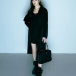 Ali Lee Instagram - 在 黑 與 白 間 尋 找 細 節 🤍🖤 剪短前一輯:) @prada #PradaReNylon #ALife