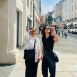 Alice Braga Instagram – Sobre encontros especiais 
Para o céu e além. 
@ritalazzarotti @burberry 💙
•
About special moments