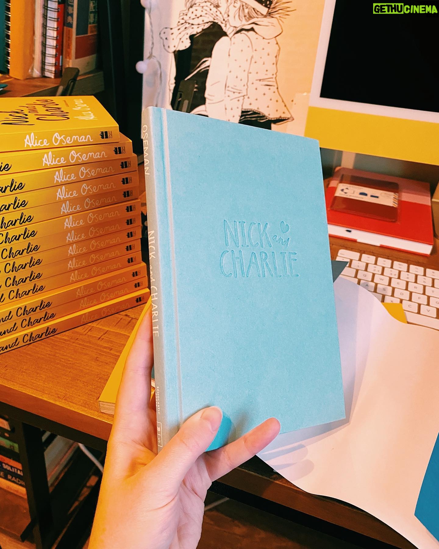 Alice Oseman - 465.3K Likes - My novella NICK AND CHARLIE is out in the US/Canada in hardcover on Jan 3rd 2023 and I finally have a copy of it!!! I am actually obsessed with how this cover turned out. Perfect snuggly cosy Nick and Charlie vibes!!! ☀️🌙
You can preorder now from most book retailers!