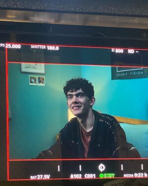 Alice Oseman Instagram - Somehow, Heartstopper S2 has been out for a whole month! Thank you everyone for watching 💖🍂
