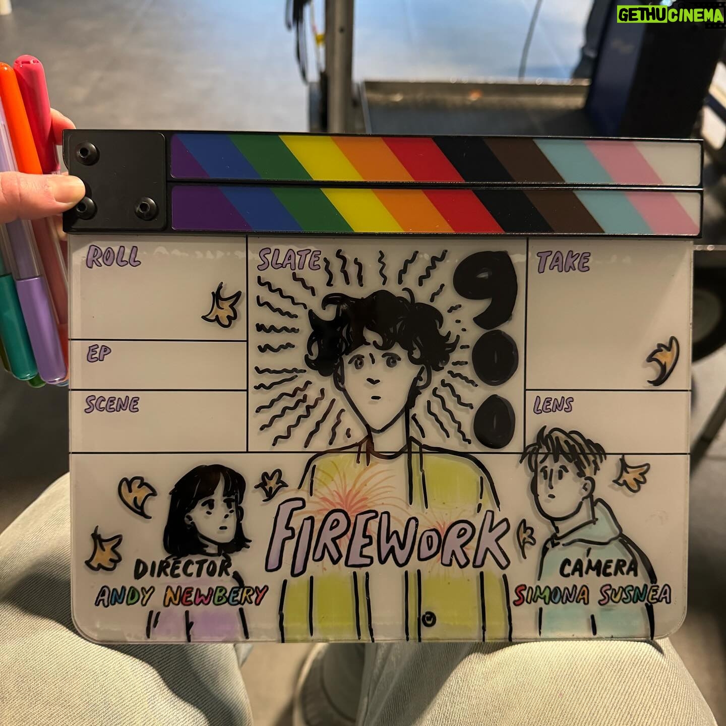 Alice Oseman - 803.4K Likes - Heartstopper S3 is wrapping TODAY! 🎬
We have a few more hours of our final day to get through, but I wanted to express how deeply grateful I am to the cast and crew for their hard work, dedication, skill and endurance over the past 11 weeks, and for once again bringing a season of Heartstopper to life. Season 3 takes Heartstopper into uncharted territory and it presented a range of new challenges for our cast and crew, but everyone did the most incredible job and I am so excited to share what we’ve all been working on.
Now back to our final shooting day of this season… 🌊