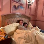 Alice Oseman Instagram - Happy one week of Heartstopper S2 🍂❤️‍🩹 @sam.arbor directed a little improv scene with these two to capture the photo Nick posts on Instagram in ep 8 ❤️ Shout out to Kit and Joe and the whole cast for making these little unscripted moments look effortless and magical even though they’re probably talking about something very rude!