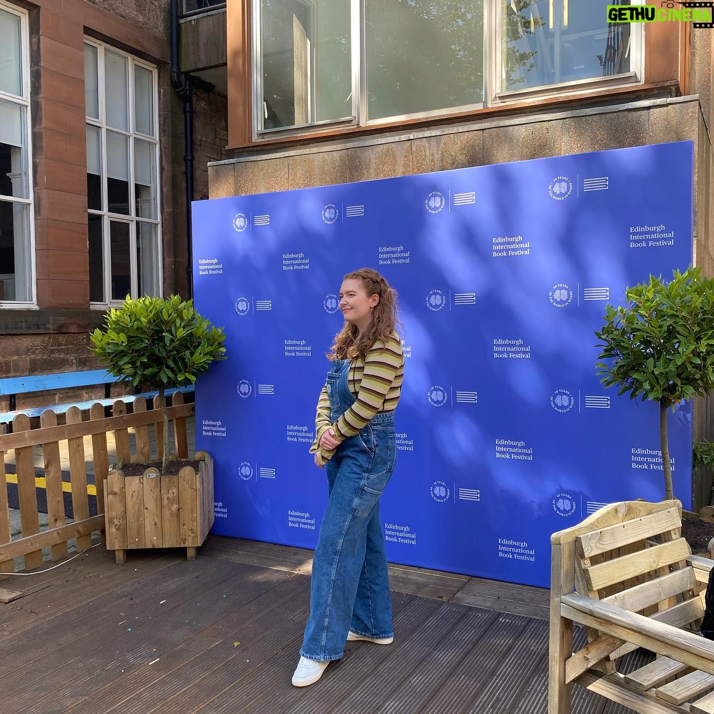Alice Oseman Instagram - Thank you for having me, @edbookfest! And thank you everyone who came to see me! 📚