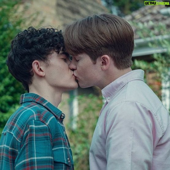 Alice Oseman - 665.7K Likes - Some new season 2 stills for you! Less than 4 hours till the trailer drops 😭🍂