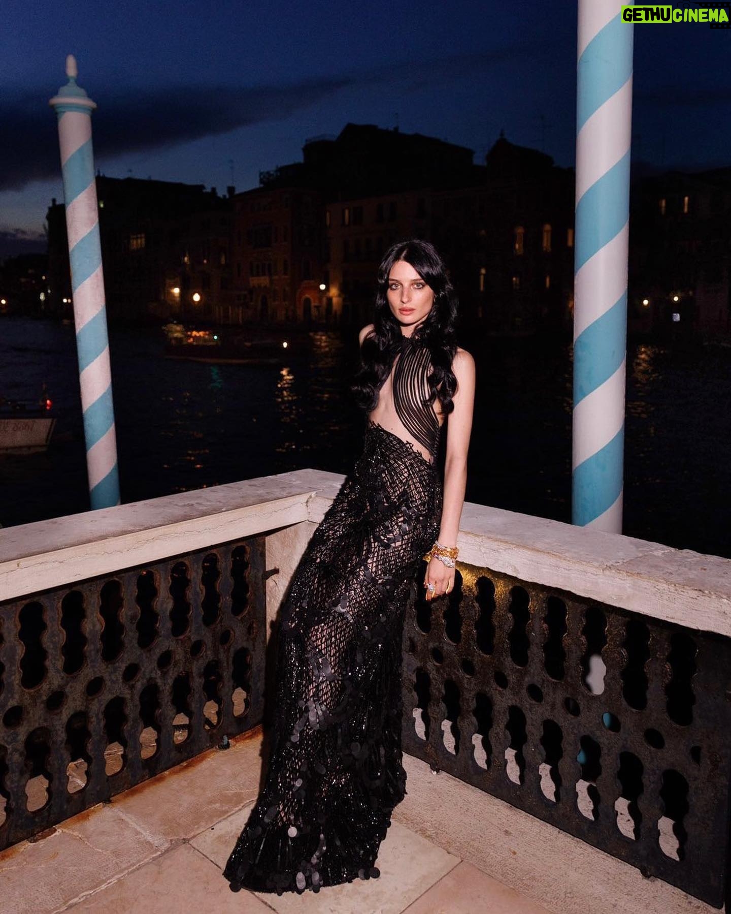 Alice Pagani Instagram - @armanibeauty X @vanityfairitalia ✨
