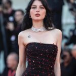 Alice Pagani Instagram - Redpass in Venice 💔 Photo @ilariaieie Styling @riccardomariachiacchio Make up @nikipinna @armanibeauty Hair @stefania_giannico_ Dress @giorgioarmani Jewels @bulgari Agency @upgradeartist