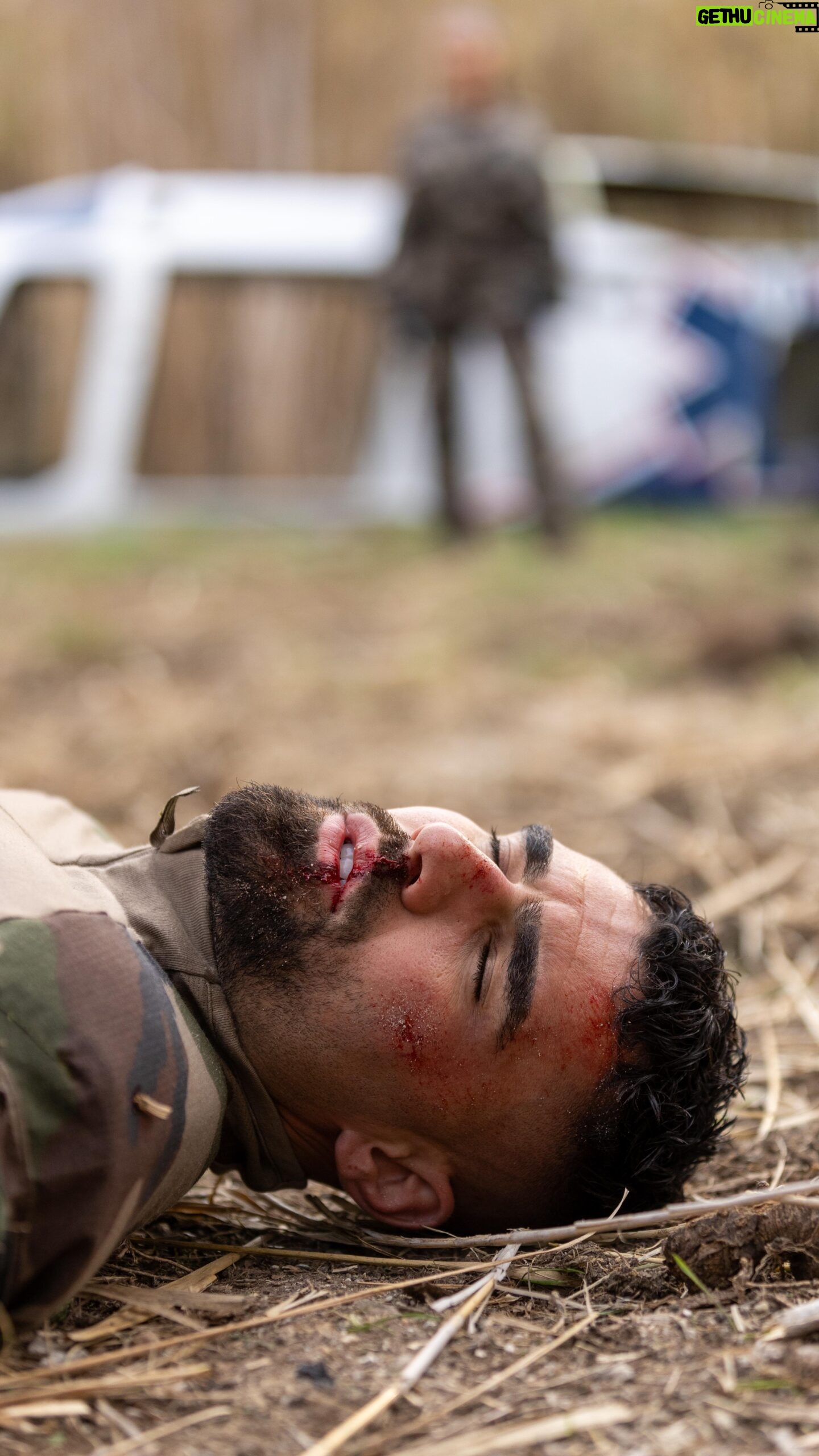 Alicia « Shanna » Kress Instagram - L’affrontement 💥 Le général Jonathan Matijas était un des soldats les plus brillants de l’armée jusqu’à ce qu’il déserte. 🧐 Selon une source confidentielle nous avons appris que le général coordonne une opération de grande envergure prévue le 07.01.2024. 🫡 C’est ce que contient le dossier « Wanted » confié au Kaporal Kress qui s’est lancée à sa recherche. Mais il ne faut pas se fier aux apparences, une mission peut en cacher une autre.. 💣 RDV le 05.01.24 à 18h pour le DÉNOUEMENT Alors les combats sont crédibles ? Vous avez kiffé ? Le jeu d’acteur sur 10 on met combien ? #fight #fitnesscamp #couple #sport #courtmetrage #film #acteurs #workout
